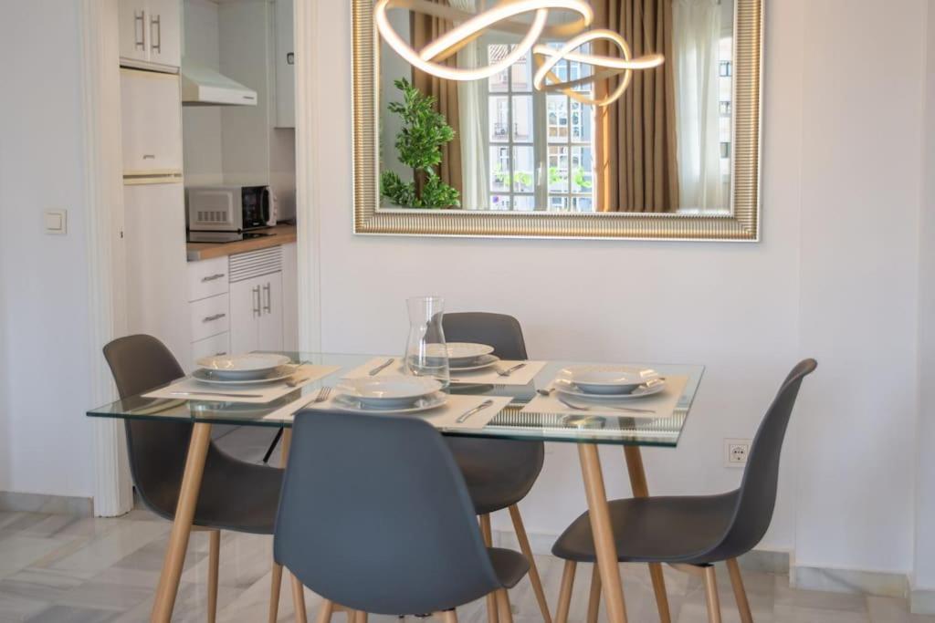 Central And Beautiful Apartment - Free Parking 말라가 외부 사진